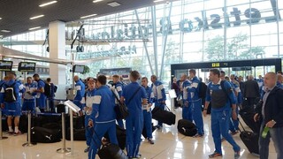Naši futbaloví reprezentanti precestujú tisíce kilometrov