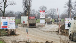 O prácu v automobilke Jaguar sa cez web uchádzajú tisícky ľudí