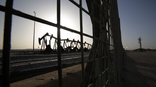 Islamský štát podľa Moskvy ďalej vyváža ropu zo Sýrie do Turecka