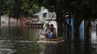 Latinskú Ameriku trápi El Niňo, desaťtisíce ľudí evakuovali