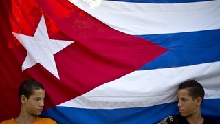 Castro varoval krajanov pred tvrdými hospodárskymi podmienkami