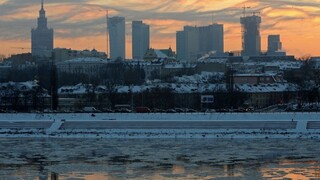 Varšavské letisko uzavreli pre bombový poplach