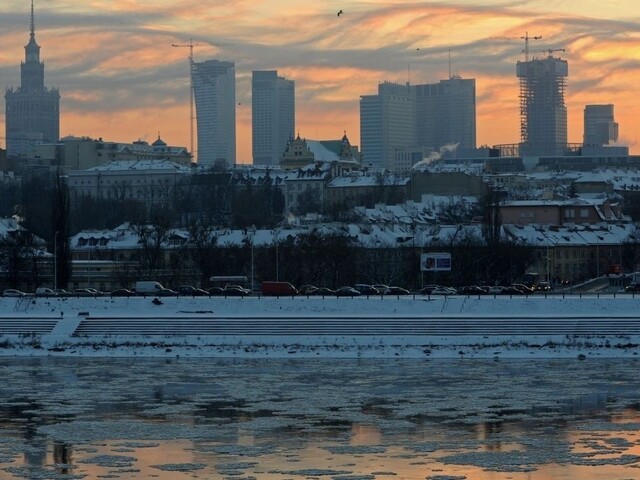 Varšavské letisko uzavreli pre bombový poplach