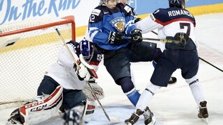 Mladí Slováci dostali od Fínov osem gólov, vo štvrťfinále narazia na Švédov