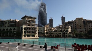 Požiar luxusného hotela v Dubaji uhasili, evakuovali aj okolité mrakodrapy
