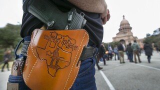 Texasania schválili novú legislatívu, môžu voľne nosiť zbraň