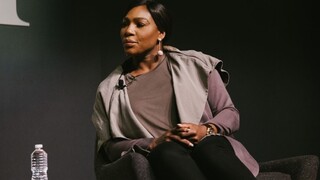 Svetová tenisová jednotka má opäť problémy, trápi ju ľavé koleno