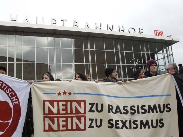 Fico chce po sexuálnych útokoch zabrániť tvorbe moslimskej komunity