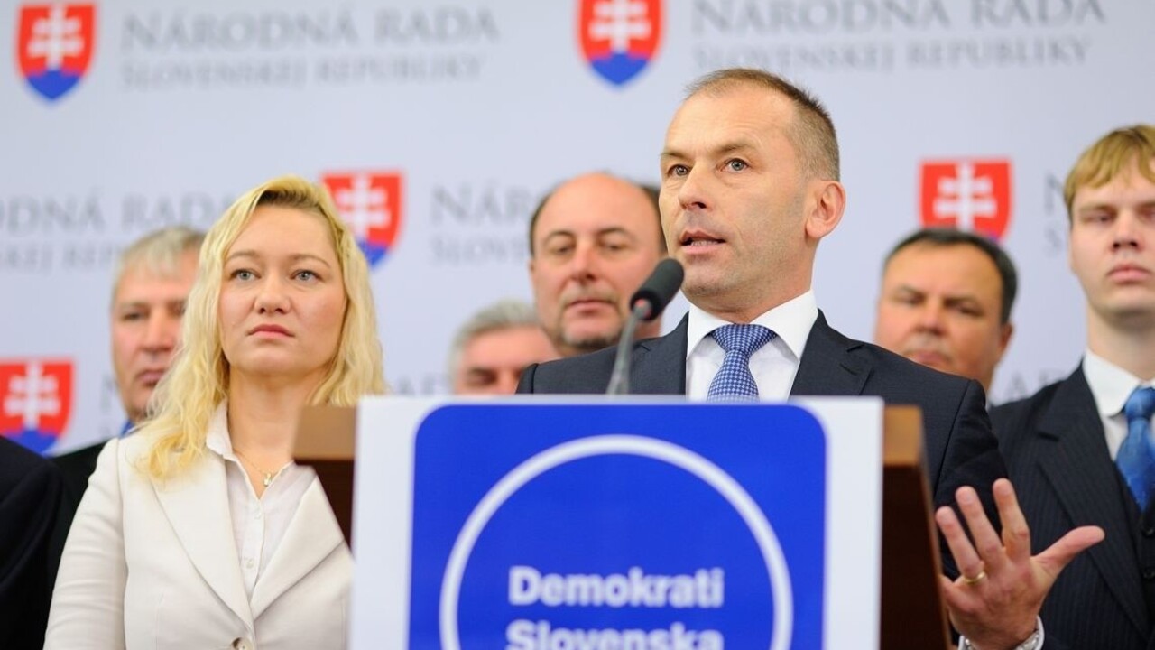 Kaníkovci predstavili volebný program. Chcú znížiť odvody aj zrušiť Mečiarove amnestie