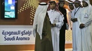 Saudi uvažujú o predaji časti svojho gigantického ropného koncernu