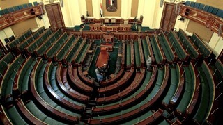 V Egypte sa zišiel nový parlament na ustanovujúcej schôdzi, po troch rokoch
