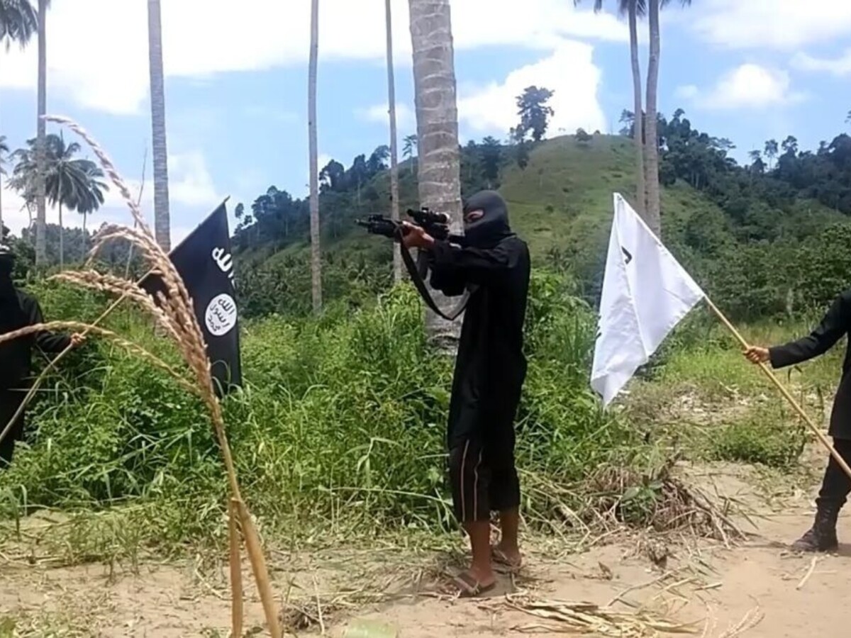 Islamisti vyhlásili kalifát na juhu Filipín, Austrália čelí hrozbe terorizmu