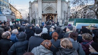 Fotogaléria: Slovensko sa lúčilo s obľúbeným kňazom Antonom Srholcom