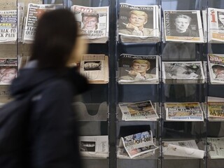 Bowie konečne na vrchole, album Blackstar jednotkou Billboardu