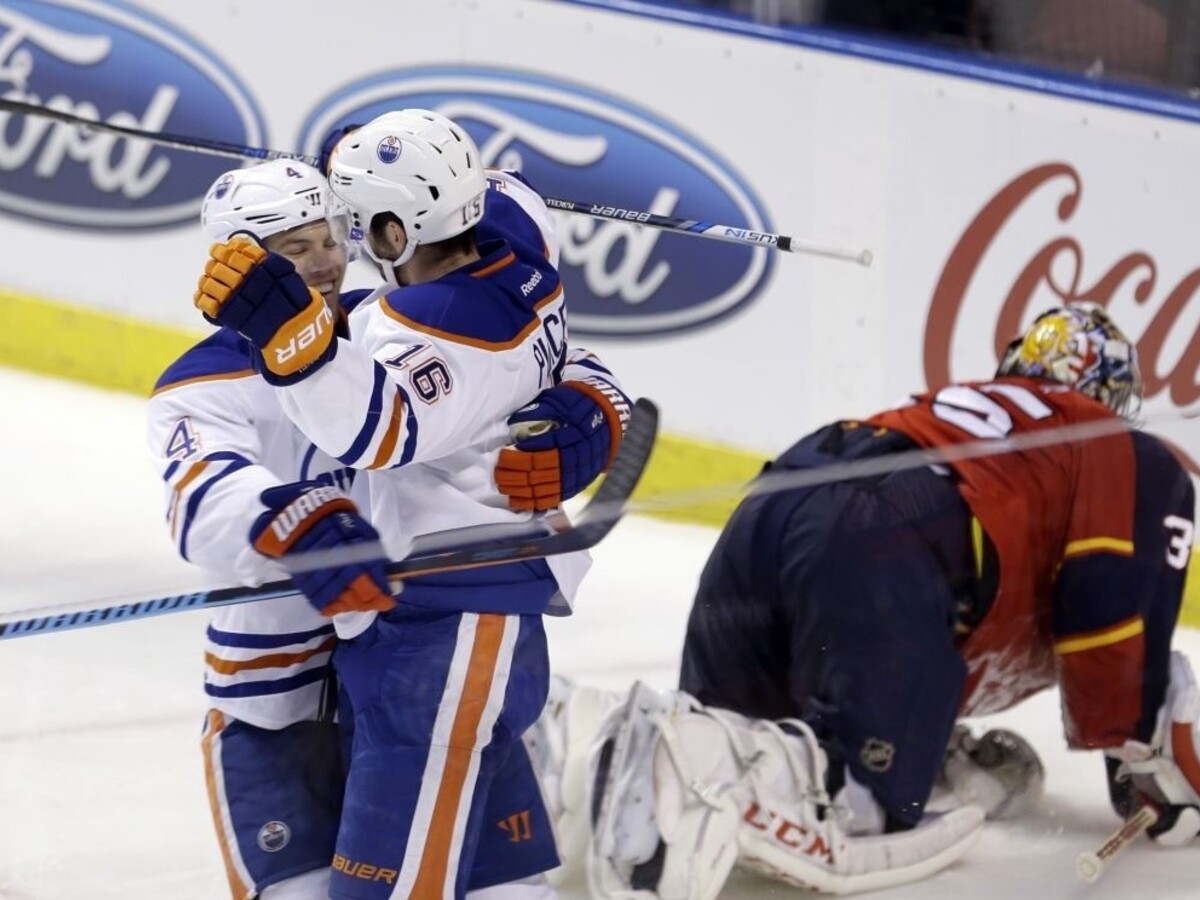Edmonton so Sekerom zvíťazil na Floride, no prišiel o Nugenta-Hopkinsa