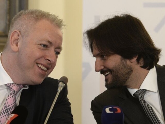V4 chce pri migrantoch postupovať jednotne, presadzuje funkčné hotspoty