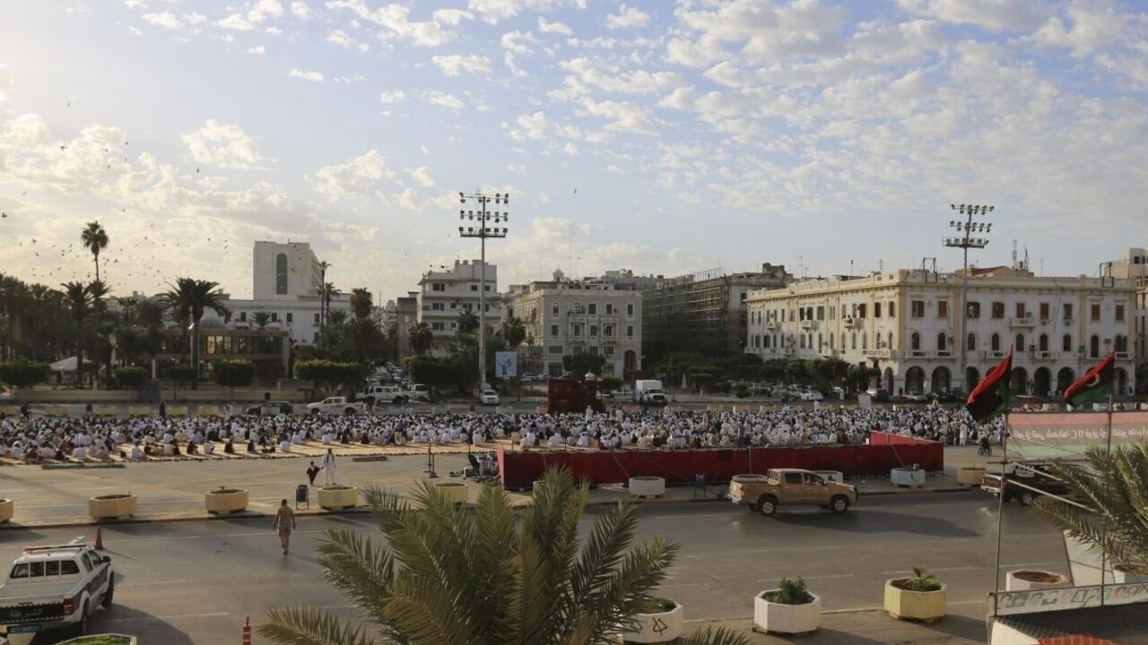 Koniec bezvládia v Líbyi? Súperiace frakcie zostavili spoločnú vládu