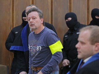 Kýblova premiéra pred súdom bola krátka. Zabudol si okuliare