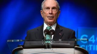 Miliardár Bloomberg vraj podnikol krok k prezidentskej kandidatúre