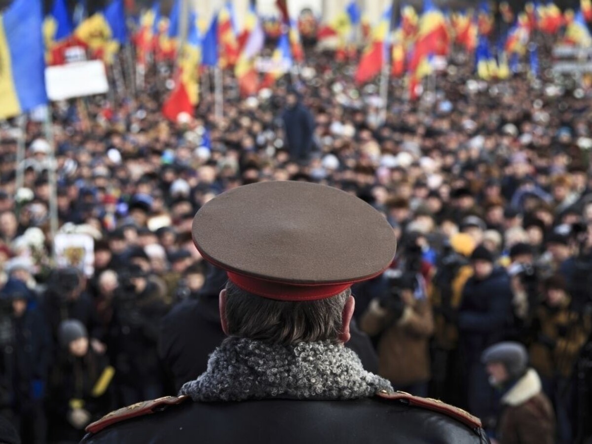 Moldavčania žiadali späť svoju krajinu, proruské strany zvolali protest