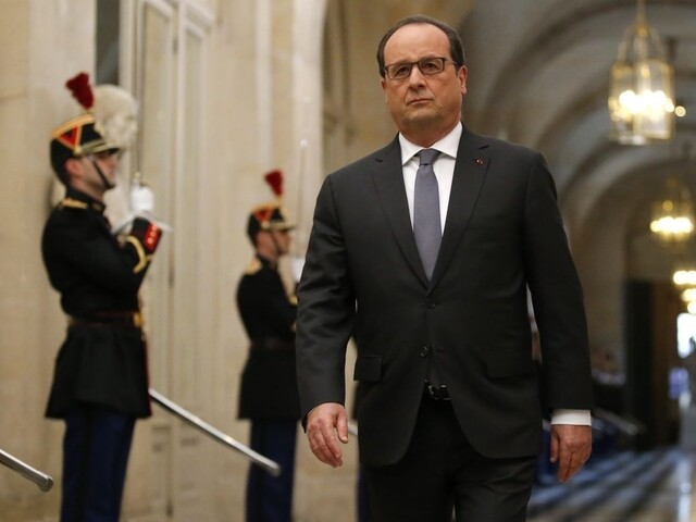 Francúzsko sa nenechá zastrašiť teroristickými hrozbami, odkazuje Hollande