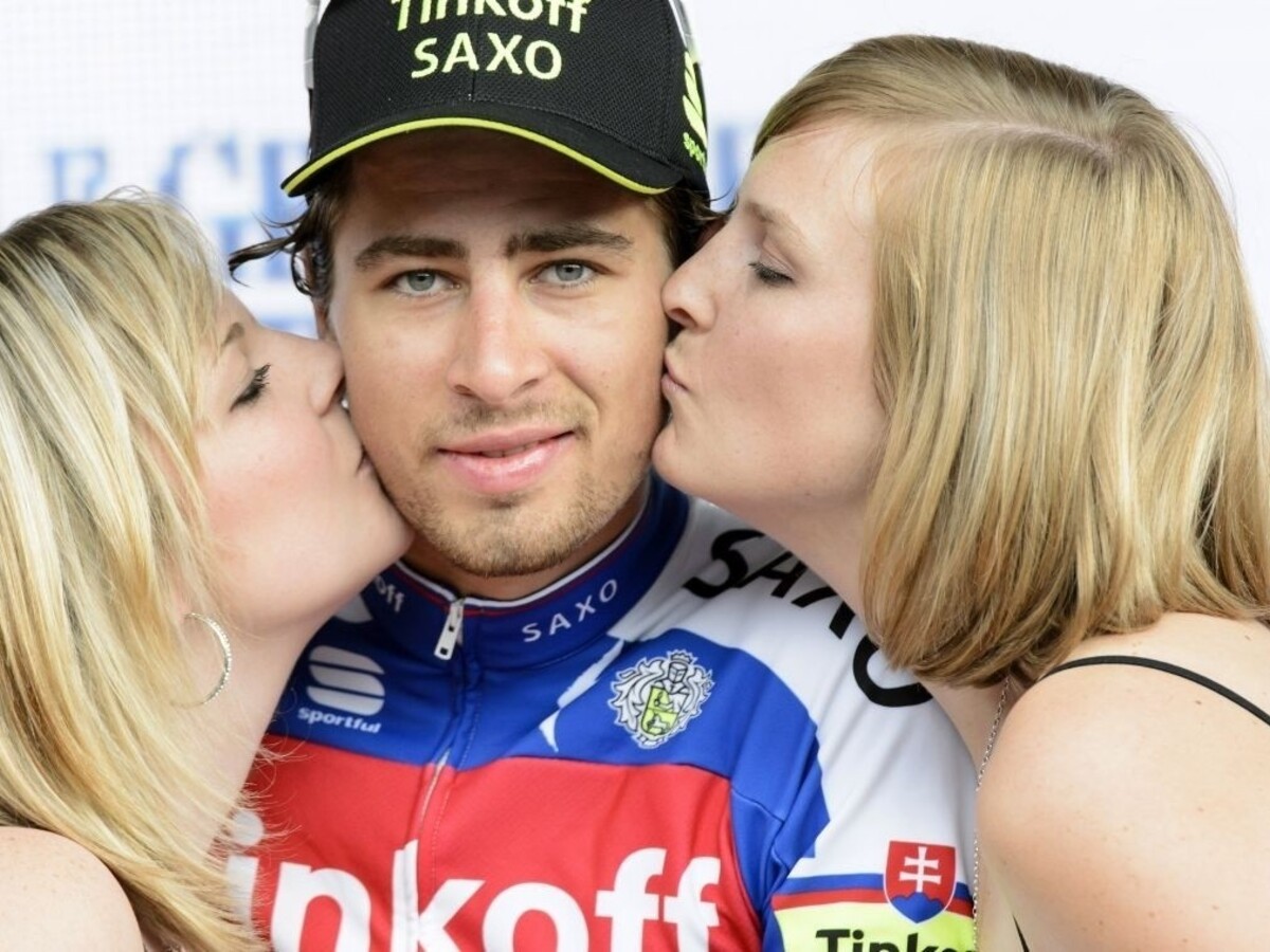 Sagan je veľký šampión a človek. Vo vetre do kopca potlačil súpera