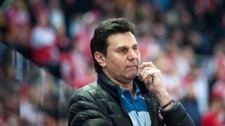 Bývalého trénera hokejovej reprezentácie obvinili zo sprenevery
