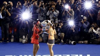 Hingisová víťazkou štvorhry, s Mirzovou porazili český pár