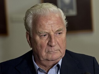 Hosť v štúdiu: Športová legenda Karol Divín o krasokorčuľovaní