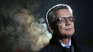 Nemecko musí zabrániť prílevu utečencov na jar, tvrdí minister vnútra