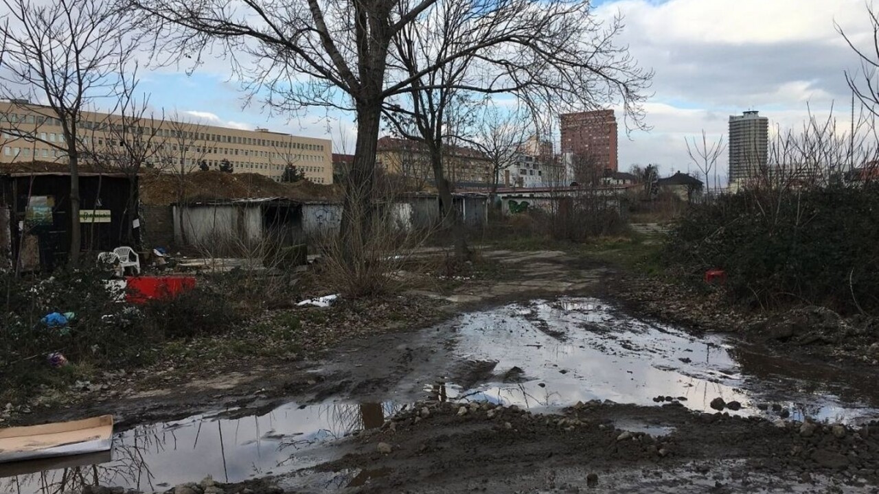 Najschátranejšou lokalitou je opustená stanica, rozhodli Bratislavčania