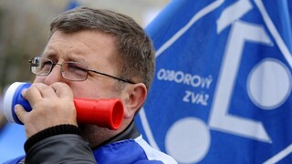 V Námestove protestovali za vyššie mzdy, čínsky investor zvyšovanie odmieta