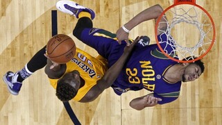 LA Lakers opäť víťazne, v New Orleans ich bodovo potiahol Bryant
