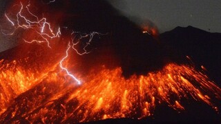 V Japonsku sa prebudila sopka, nachádza sa 50 kilometrov od jadrovej elektrárne