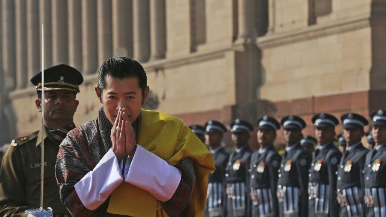 Bhutánsky kráľ sa na Facebooku pochválil, že sa mu narodil syn