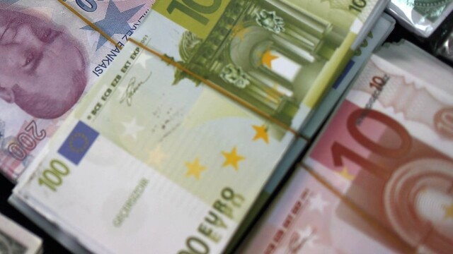 Eurozónu musíme viac integrovať, ozýva sa z Francúzska a Nemecka