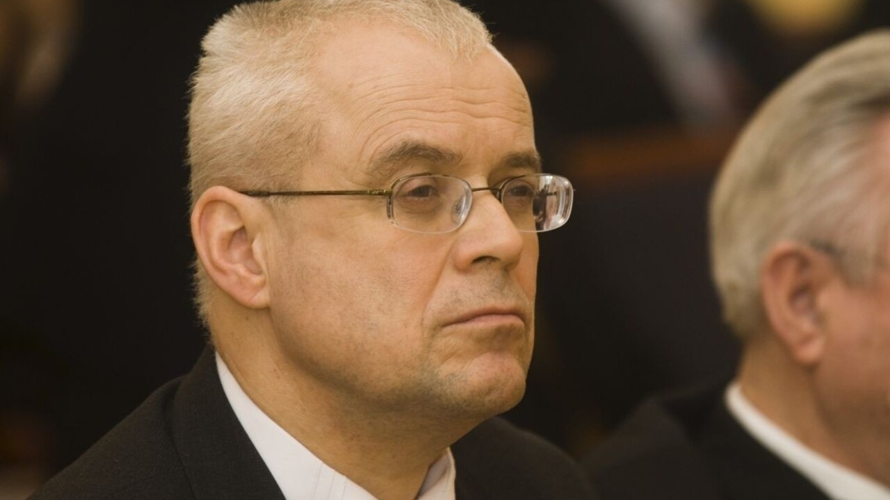 Bývalého českého premiéra hospitalizovali pre vážne zdravotné problémy