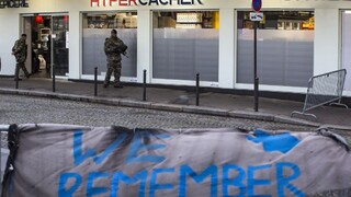 Hrozba terorizmu nezmizla, výnimočný stav ostane vo Francúzsku zachovaný