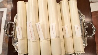 Briti rušia stáročnú prax, zákony nebudú uchovávať na pergamenoch
