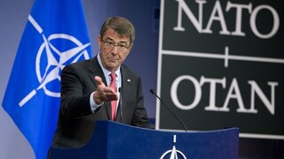 Severoatlantická aliancia sa zapojí do boja proti pašerákom ľudí do Európy