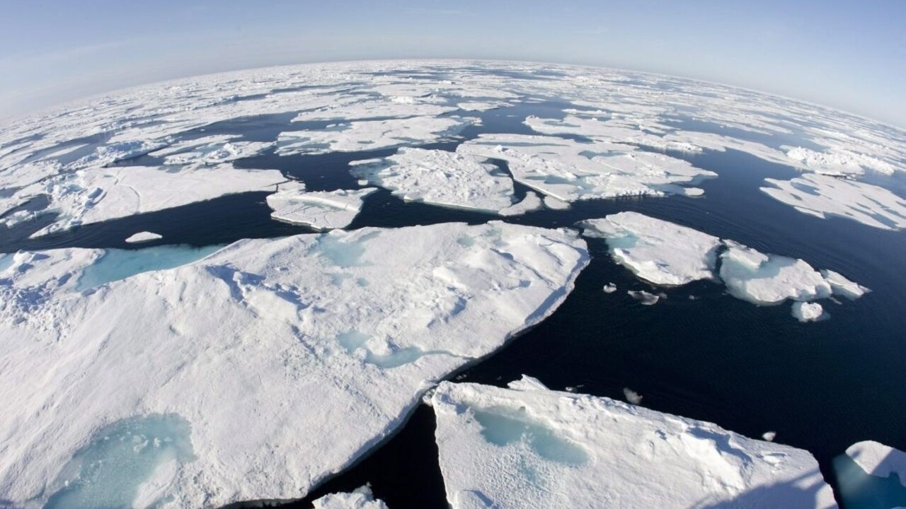 Rusko si oficiálne nárokuje na časť arktického pevninského šelfu