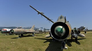 Chceli by ste kúpiť starý MiG? Pomôžu vám v Albánsku