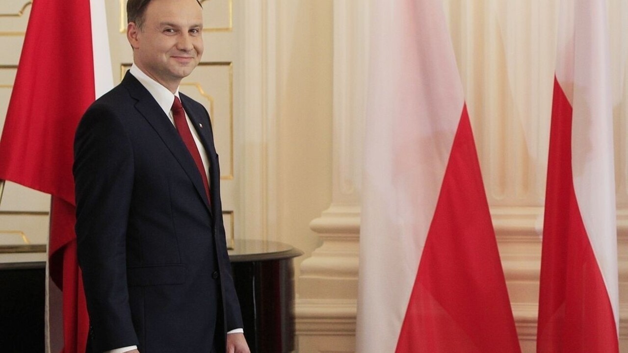 Rusko rozdúchava novú studenú vojnu, tvrdí poľský prezident
