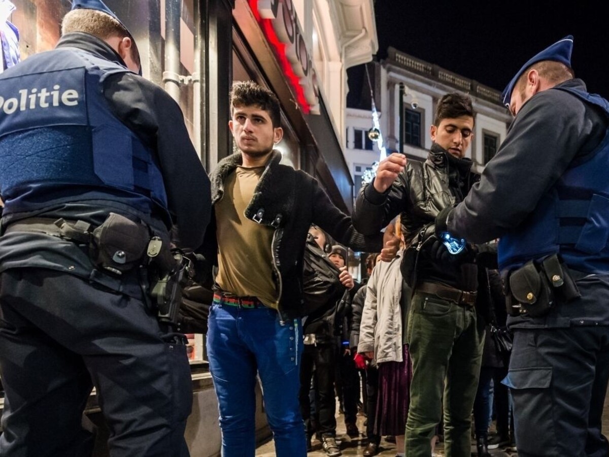 Mladý Afganec znásilnil v Belgicku humanitárnu pracovníčku