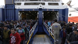 K hraniciam Macedónska prišlo vyše 4000 migrantov, chcú ďalej do Európy