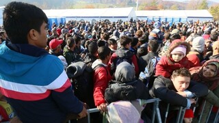 Chorvátsko a Slovinsko zaviedli denné kvóty na prijímanie migrantov