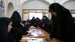 Prvé výsledky iránskych parlamentných volieb naznačujú úspech reformistov