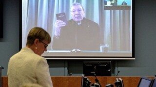 Pell: Cirkev sa ohľadom zneužívania detí dopustila obrovských chýb