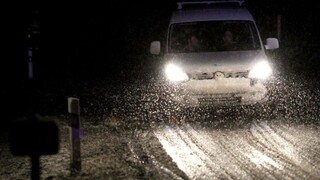 Českí policajti dolapili medzinárodne hľadaného zločinca, pomohol im sneh