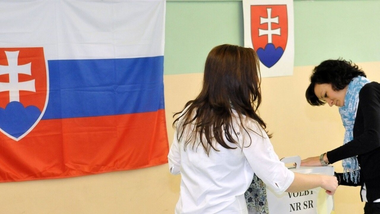 volebné ilustráky parlamentné voľby volebná schránka volebná miestnosť spočítavanie hlasov 1140 px (ilu) (SITA/Ivan Kopčáni)